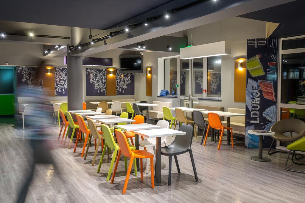欧巴涅帕鲁斯阿格拉宜必思快捷酒店 外观 照片